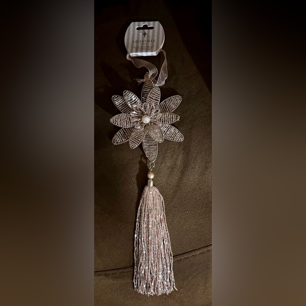 NEW Granville Lane Sparkling Champagne Ornament Decoration